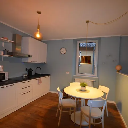 Varennahouse Aston Apt Holiday home *