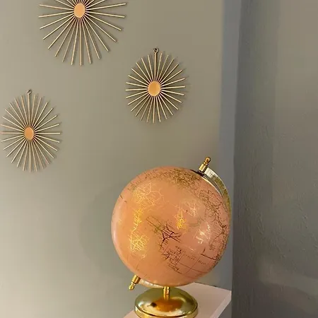 בית נופש Varennahouse Aston Apt ורנה