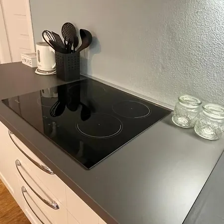 בית נופש Varennahouse Aston Apt ורנה